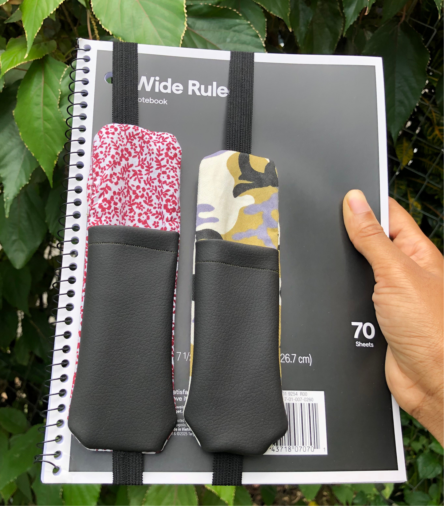 Pen Holder + Bookmarks, 2-in-1